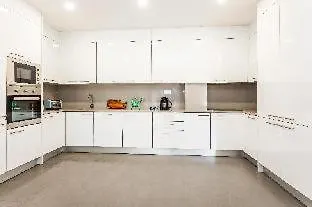 Apart-hotel And The Sea Ericeira