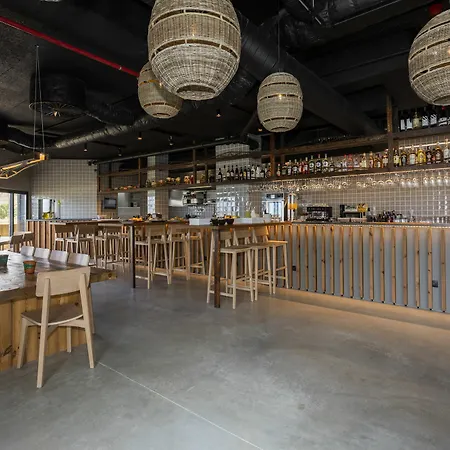 And The Sea Ericeira