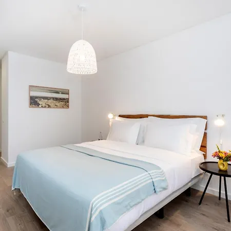 Hotel apartamentowy And The Sea Ericeira