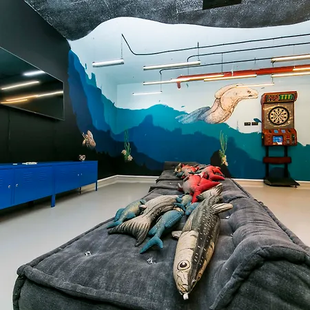 And The Sea מלון דירות