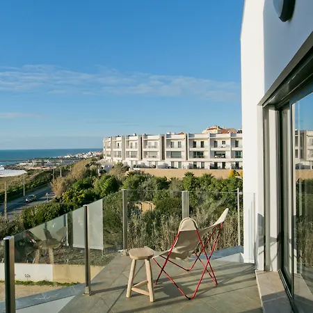 Hotel apartamentowy And The Sea 4*