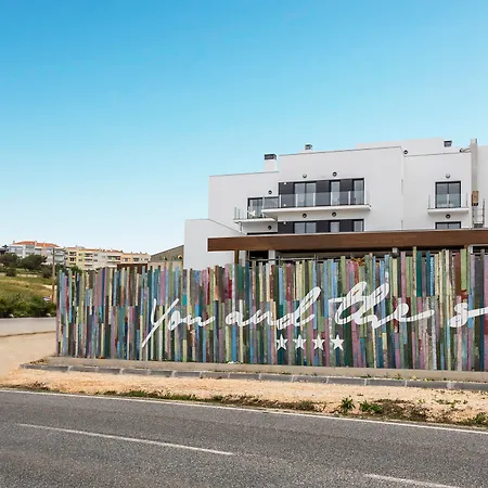 Hotel apartamentowy And The Sea Ericeira