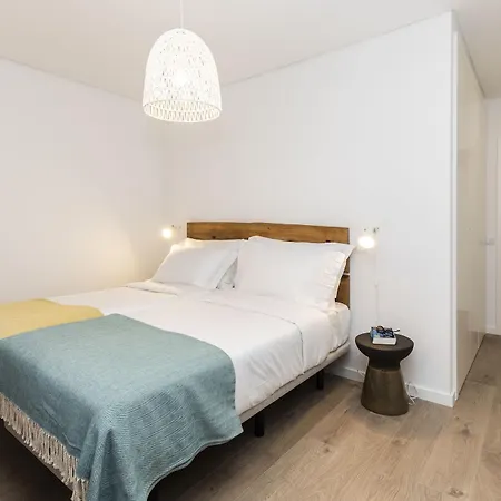 And The Sea 4* אריסרייה