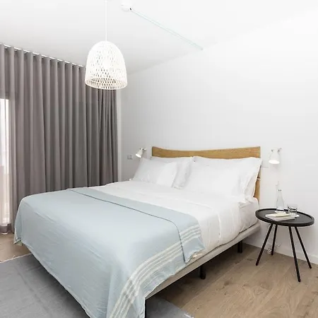 And The Sea Ericeira