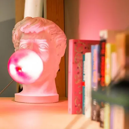 And The Sea מלון דירות אריסרייה