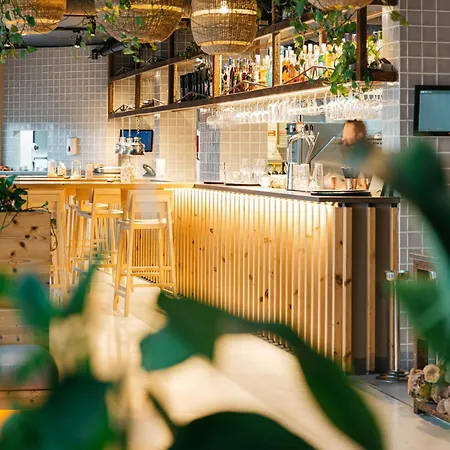 And The Sea Hotel apartamentowy