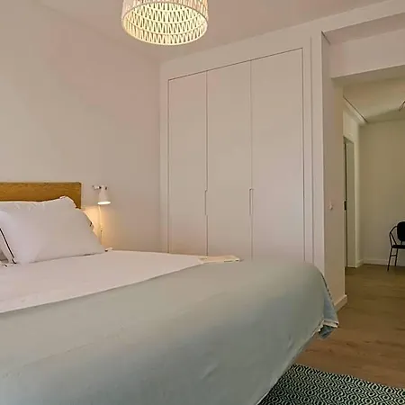 Aparthotel And The Sea