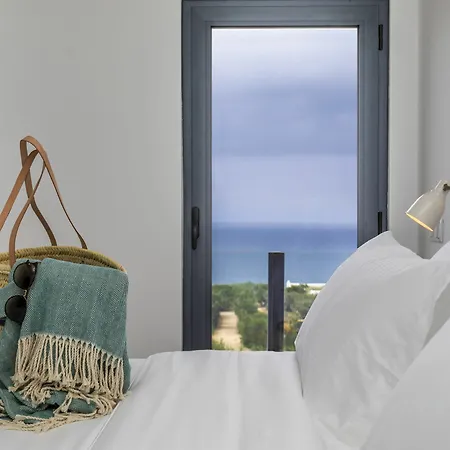 Aparthotel And The Sea
