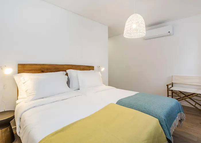 And The Sea Lejlighedshotel Ericeira