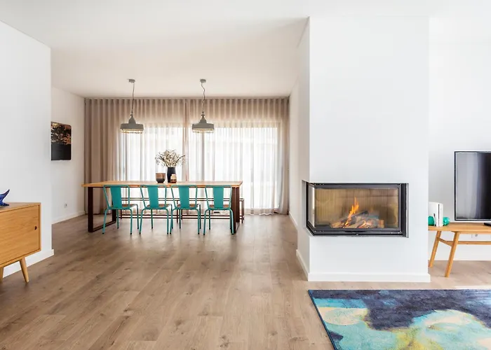 アパートホテル And The Sea