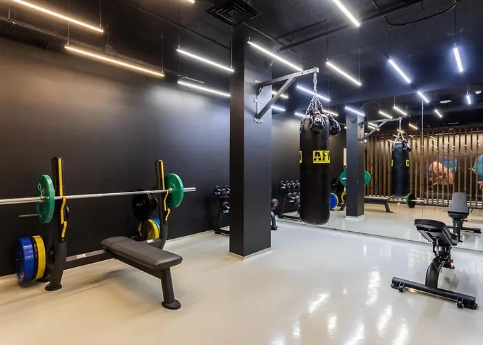 And The Sea アパートホテル エリセイラ